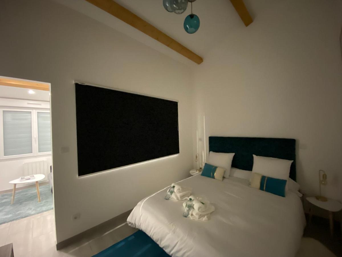 L'Emeraude Rez-De-Chaussee - Parking Prive -Zapart'Hotels Malesherbes Dış mekan fotoğraf
